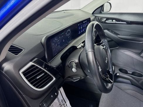 Used 2024 Kia Seltos S AWD/4WD image 9