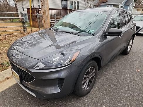 Used 2022 Ford Escape SE w/ Convenience Package image 2