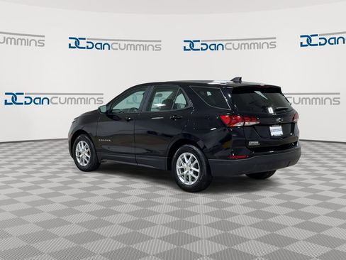 Used 2023 Chevrolet Equinox LS image 6