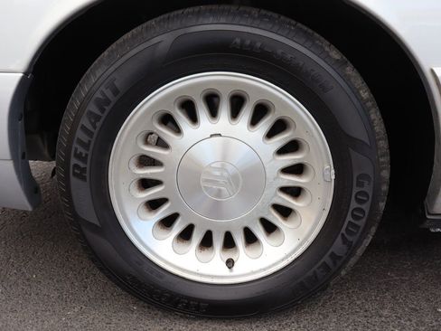 Used 2002 Mercury Grand Marquis LS image 39