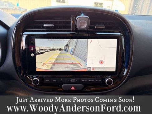 Used 2025 Kia Soul EX image 10