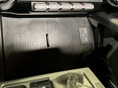 Used 2024 Toyota Tacoma TRD Off-Road image 16