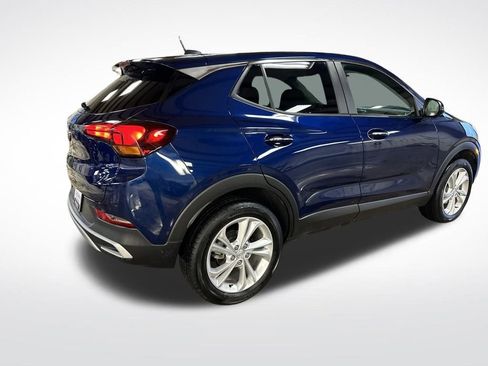 Certified 2023 Buick Encore GX Preferred w/ Cold Weather Comfort Package image 5