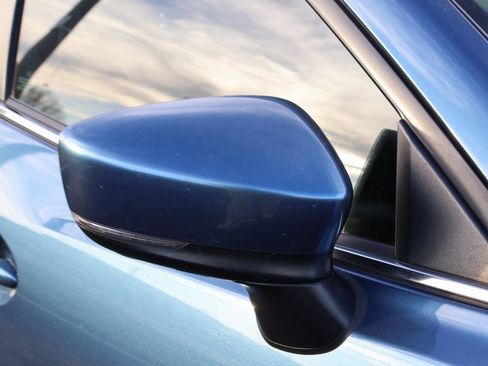 Used 2017 MAZDA MAZDA3 Grand Touring image 13