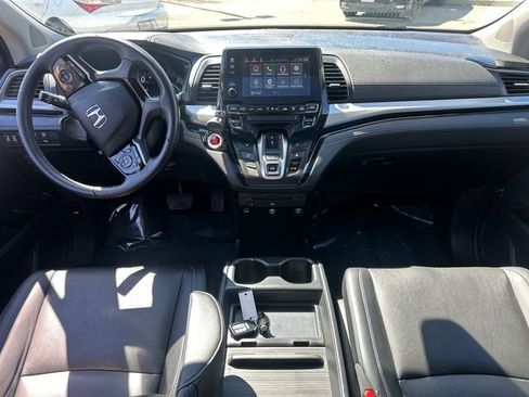 Used 2023 Honda Odyssey Touring image 19