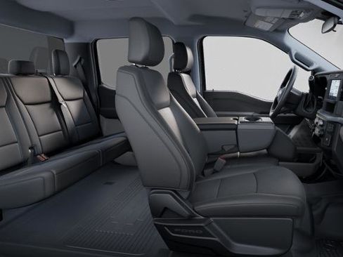 New 2025 Ford F250 XL w/ XL Chrome Package image 20