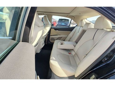 Used 2024 Toyota Camry XLE w/ Cold Weather Package image 14