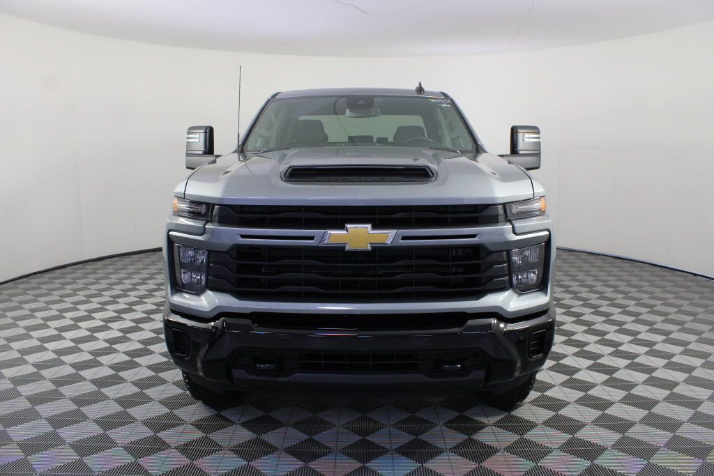New 2026 Chevrolet Silverado 2500 Custom w/ Custom Value Package AWD/4WD image 8