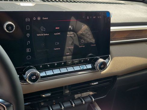 New 2026 GMC Canyon Denali AWD/4WD image 22