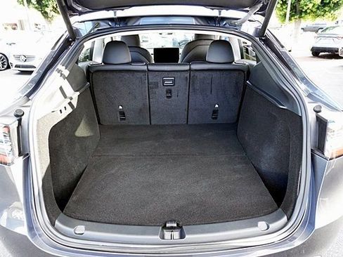 Used 2023 Tesla Model Y 2WD image 14