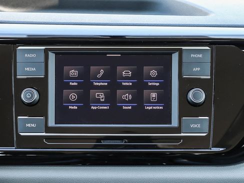 Used 2023 Volkswagen Taos S image 15