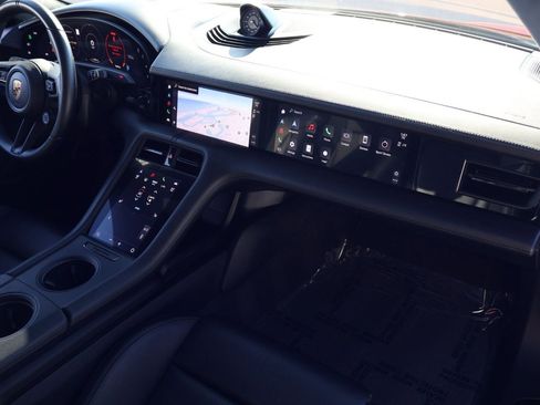 Certified 2024 Porsche Taycan GTS image 24