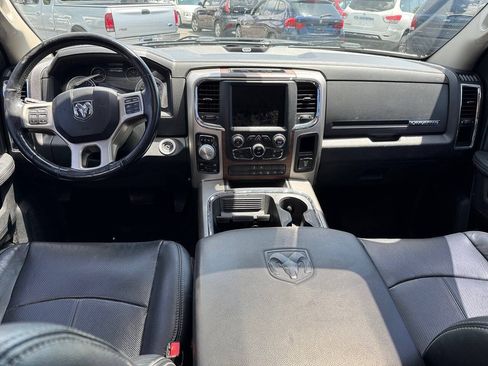 Used 2018 RAM 1500 Laramie AWD/4WD image 16