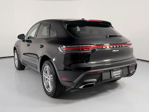 New 2026 Porsche Macan image 3