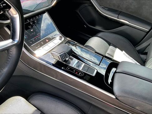 Used 2020 Audi A8 L 4.0T image 23