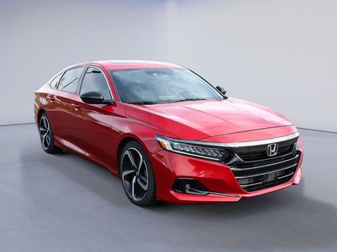 Used 2022 Honda Accord Sport image 9