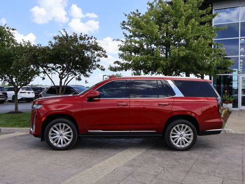 Used 2023 Cadillac Escalade Premium Luxury w/ Performance Package AWD/4WD image 6