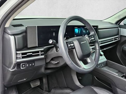Certified 2025 Hyundai Santa Fe SEL image 11
