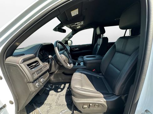 Used 2021 Chevrolet Suburban RST AWD/4WD image 9