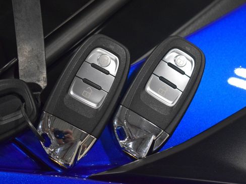 Used 2019 Lamborghini Aventador S image 39