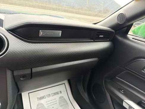 Used 2019 Ford Mustang Coupe RWD image 22