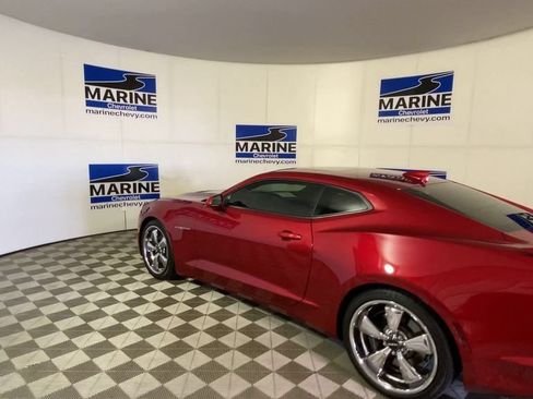 Used 2019 Chevrolet Camaro SS w/ LPO, Camaro Insignia Package RWD image 8