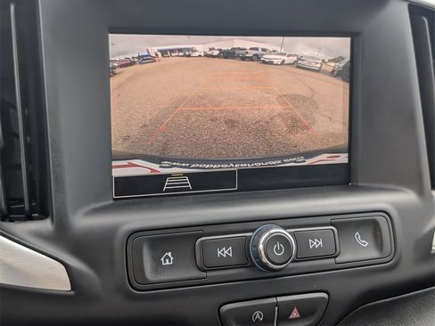 Used 2024 GMC Terrain SLE image 15