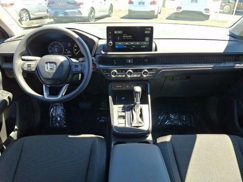 Used 2026 Honda CR-V EX image 11