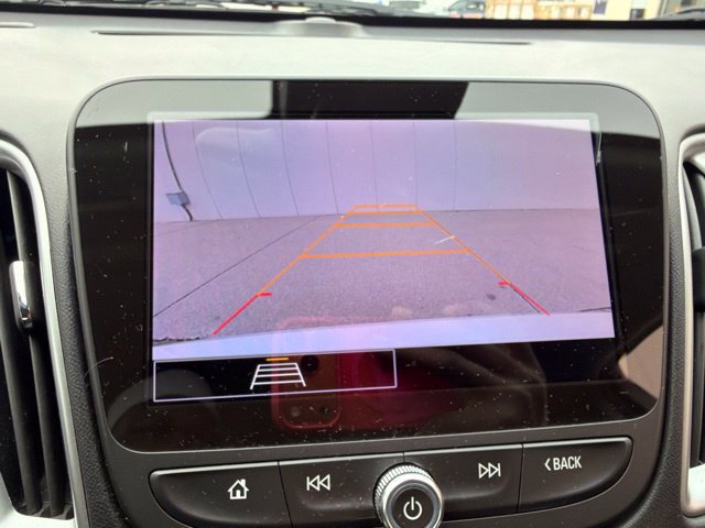 Used 2025 Chevrolet Malibu LT FWD image 30
