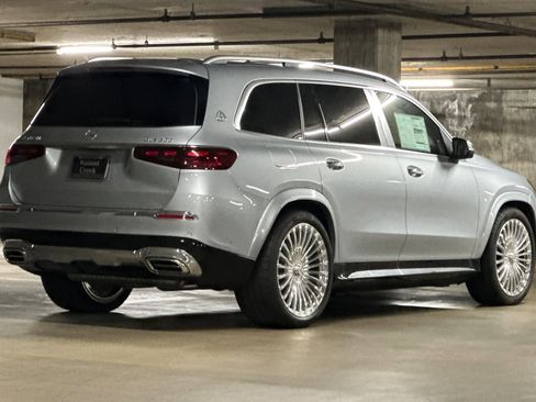 New 2025 Mercedes-Benz Maybach GLS 600 4MATIC image 8