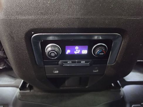 Used 2021 Chevrolet Tahoe LT AWD/4WD image 23