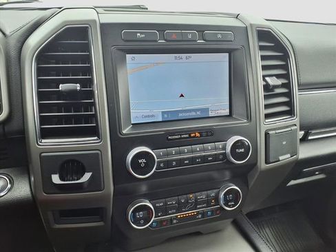 Used 2021 Ford Expedition XLT image 22