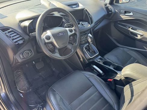 Used 2017 Ford C-MAX Energi Titanium image 11