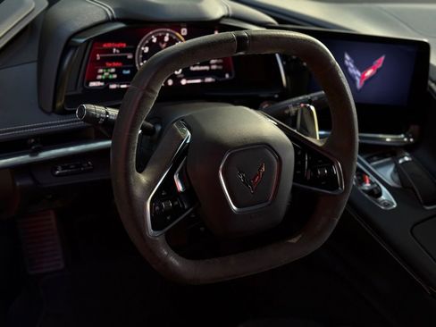 Used 2020 Chevrolet Corvette Stingray Preferred Cpe w/ 2LT Preferred Equipment Group image 39