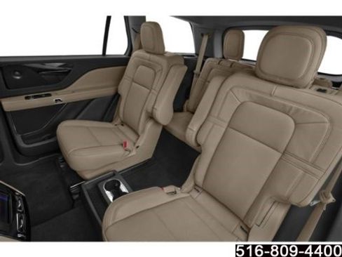 Used 2022 Lincoln Aviator AWD w/ Premium Package image 14