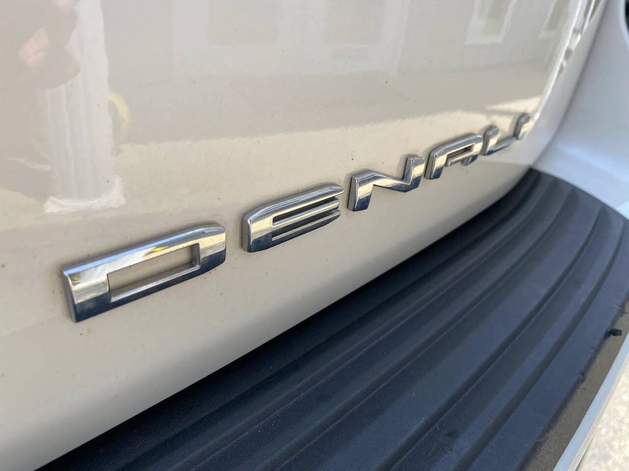 Used 2021 GMC Yukon Denali AWD/4WD image 32