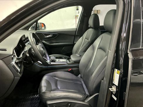Used 2022 Audi Q7 3.0T Prestige image 27