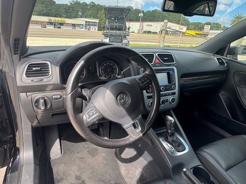 Used 2013 Volkswagen Eos Lux image 9