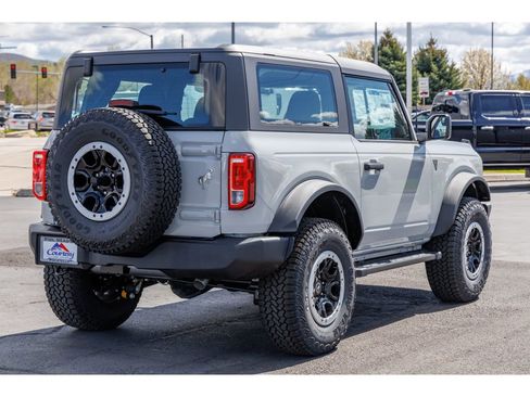 New 2026 Ford Bronco 2-Door AWD/4WD image 3