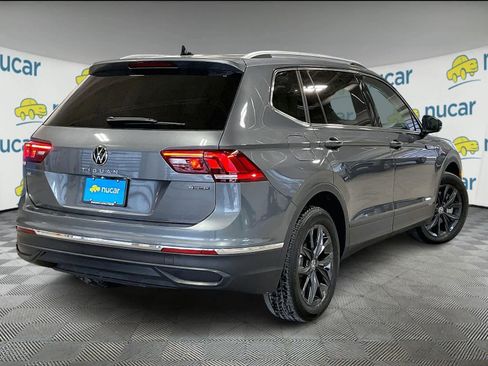 Used 2024 Volkswagen Tiguan SE image 6