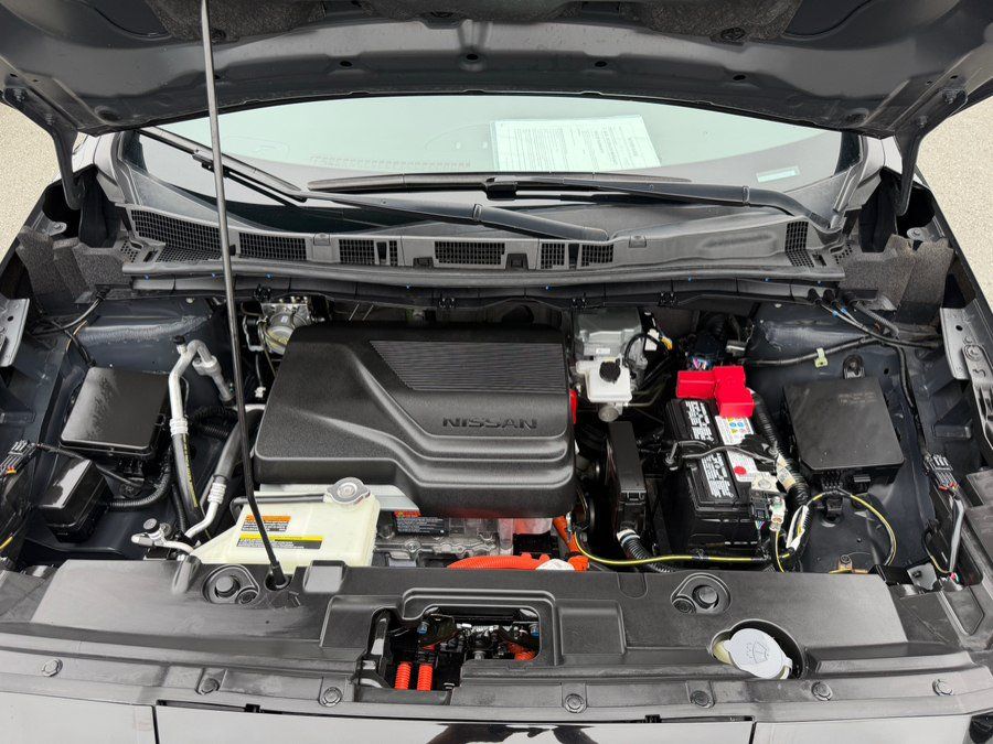 Used 2025 Nissan Leaf S FWD image 41