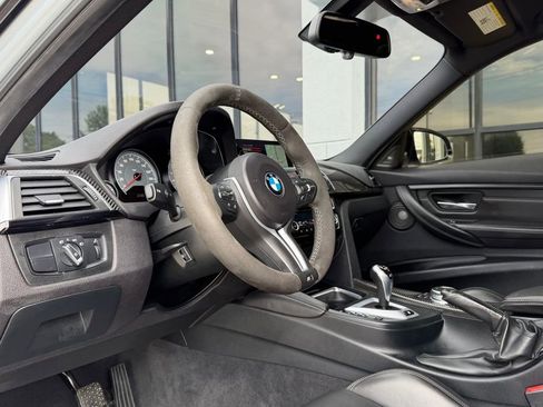 Used 2016 BMW M3 w/ Executive Package RWD image 2