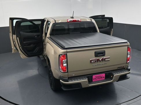 Used 2022 GMC Canyon AT4 image 21