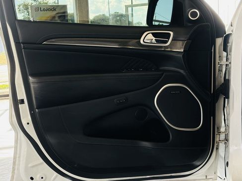 Used 2018 Jeep Grand Cherokee Trackhawk AWD/4WD image 39