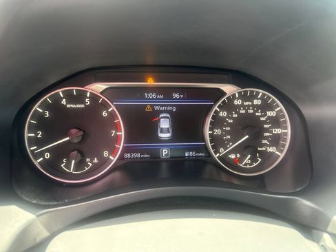 Used 2019 Nissan Altima 2.5 SR FWD image 4
