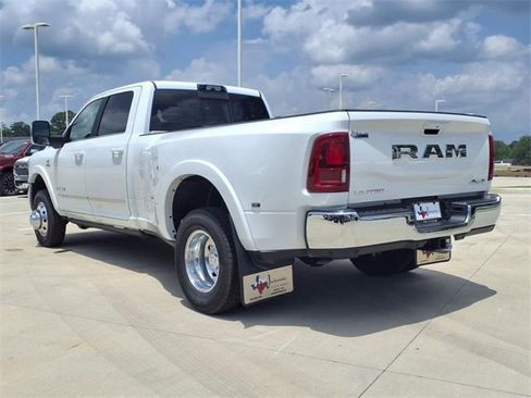 New 2025 RAM 3500 Limited image 2