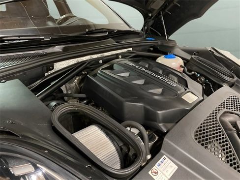 Used 2017 Porsche Macan GTS w/ Premium Package Plus image 95