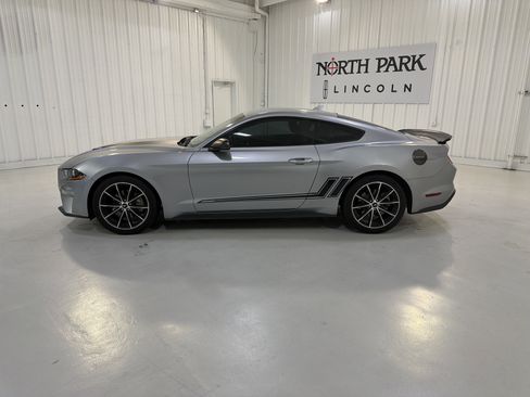 Used 2020 Ford Mustang Coupe w/ Equipment Group 101A RWD image 2