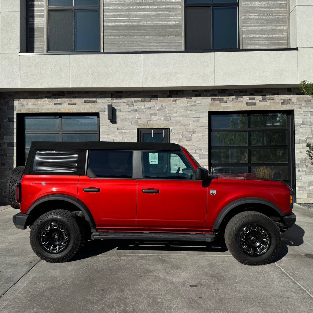 Used 2022 Ford Bronco Big Bend AWD/4WD image 2