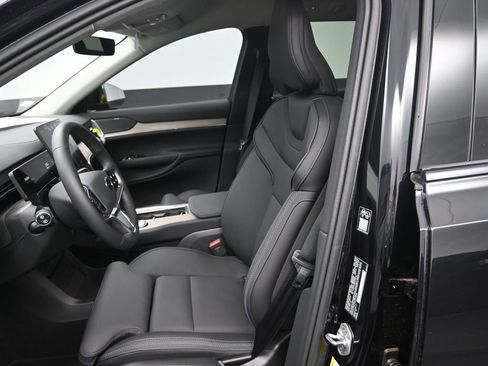 New 2025 Volvo EX90 Plus image 10